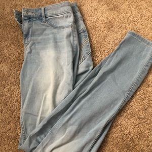 Hollister jeans